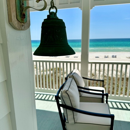 330 Beachside Dr