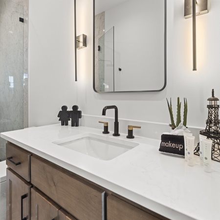 214 Toledo Place