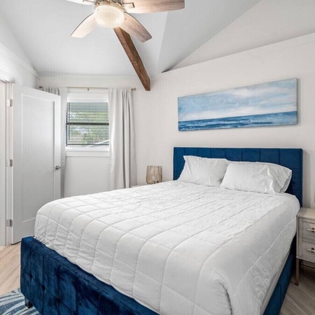 Belaire Bungalow