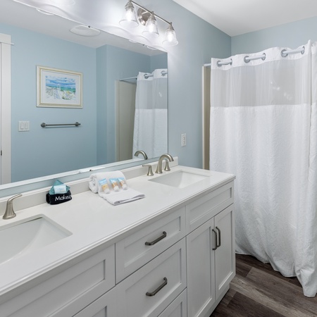 Carillon Inn 515