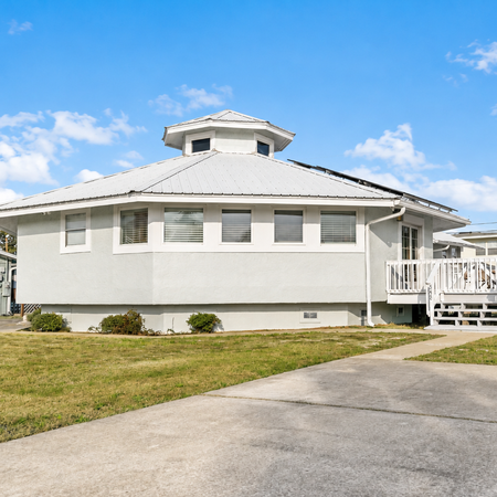 Belaire Bungalow