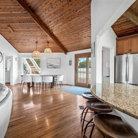 Belaire Bungalow
