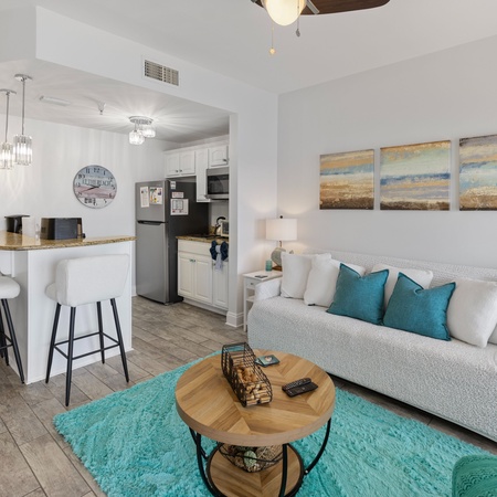 Carillon Inn 313