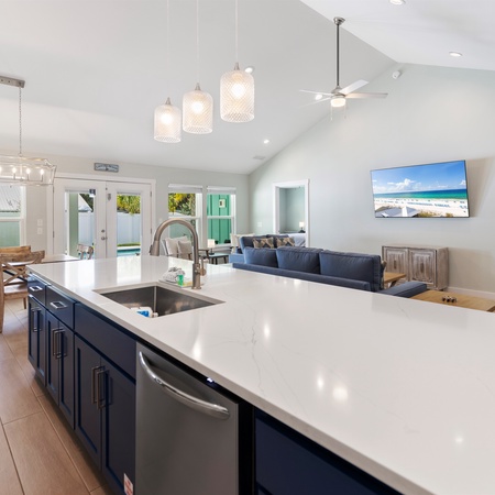 Laguna Breeze