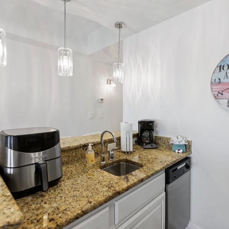 Carillon Inn 313