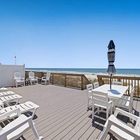 Honey's Beach Cottage