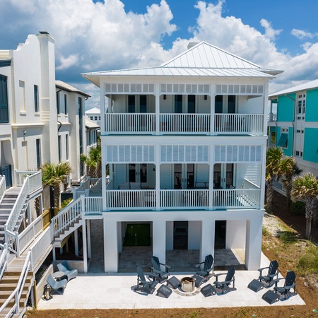 330 Beachside Dr