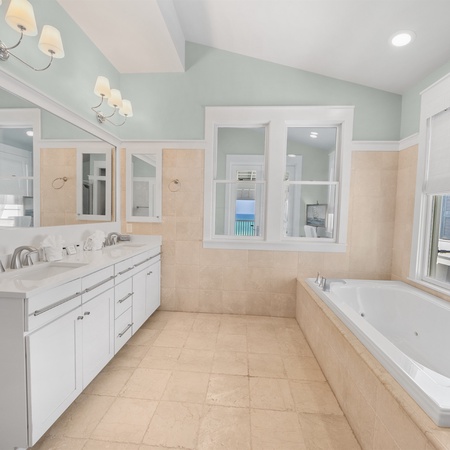330 Beachside Dr