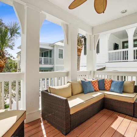 213 Sandyshore Dr