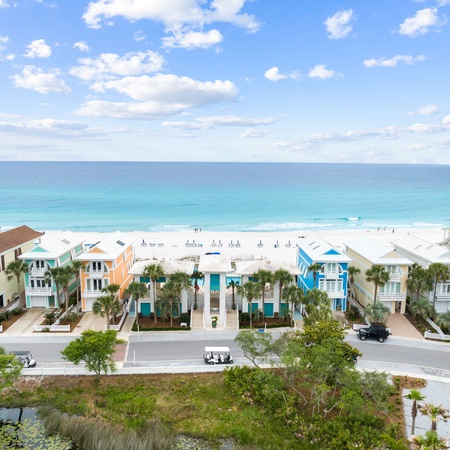 404 Beachside The Crest