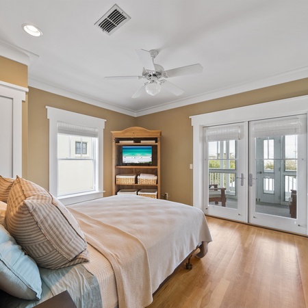 Shangri-La at Carillon Beach