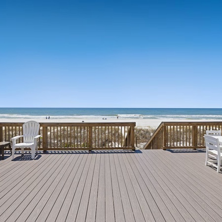 Honey's Beach Cottage