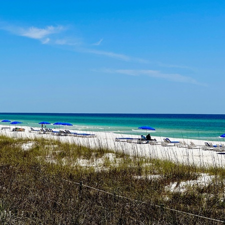 330 Beachside Dr