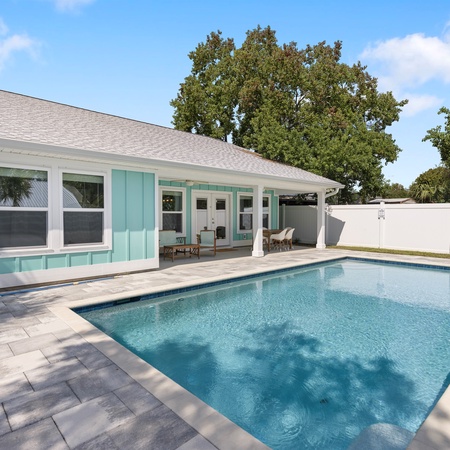 Laguna Breeze