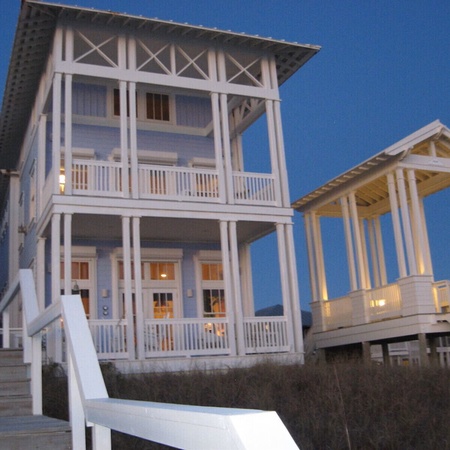 Shangri-La at Carillon Beach