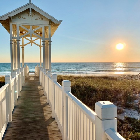 213 Sandyshore Dr