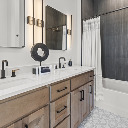 214 Toledo Place