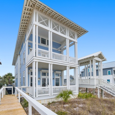 Shangri-La at Carillon Beach