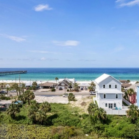 Pier Park Paradise