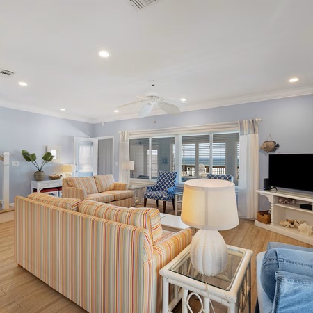 Honey's Beach Cottage