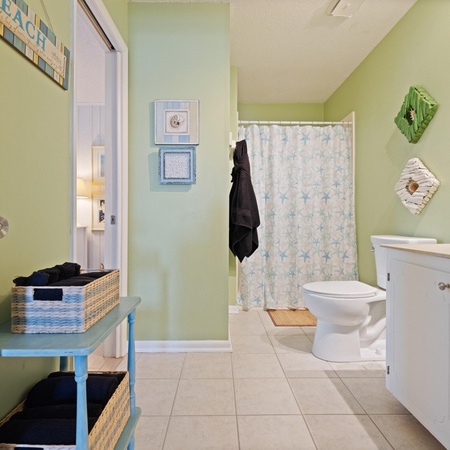 Honey's Beach Cottage