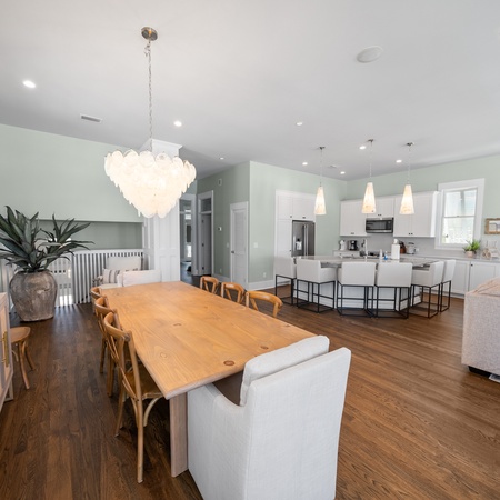 330 Beachside Dr