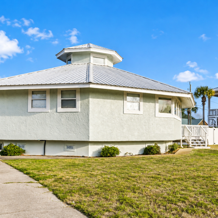 Belaire Bungalow