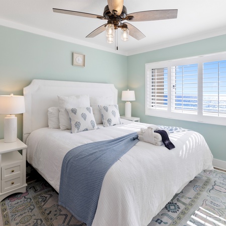 Pinnacle Port Penthouse