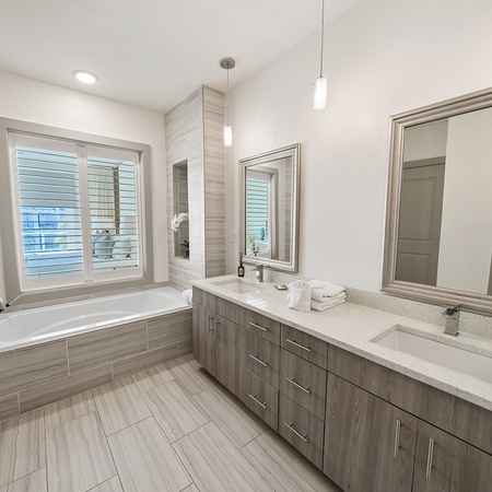 Pointe 332 @Rosemary