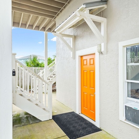 122 Kelly St