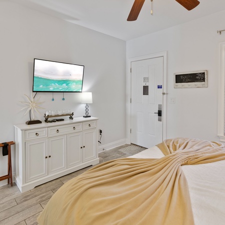 Carillon Inn 313