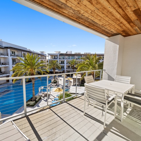 Pointe 332 @Rosemary