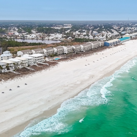 Shangri-La at Carillon Beach