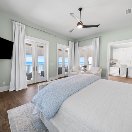 330 Beachside Dr