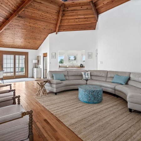 Belaire Bungalow