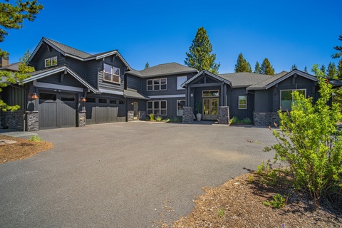 56510 Sunstone Loop