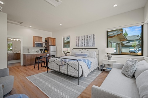 18221-2 Forestbrook Loop