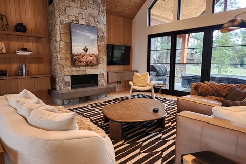 56598 Sunstone Loop