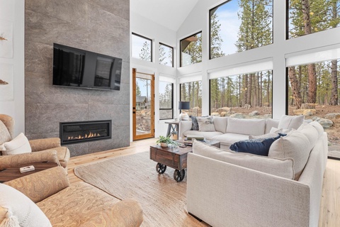 18160-1 Forestbrook Loop