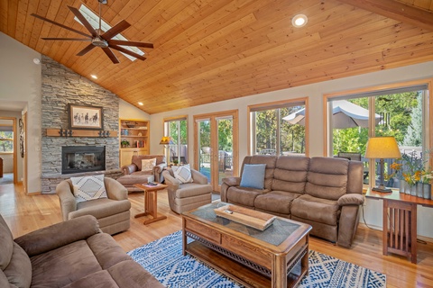 8 Shagbark Lane