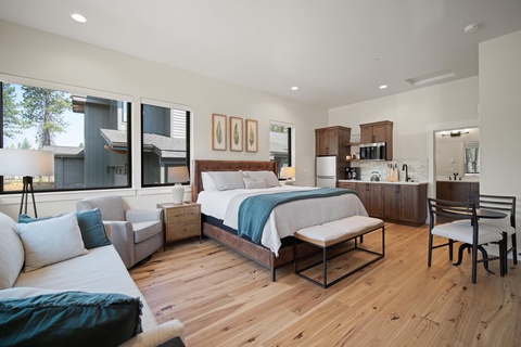 18124-2 Forestbrook Loop