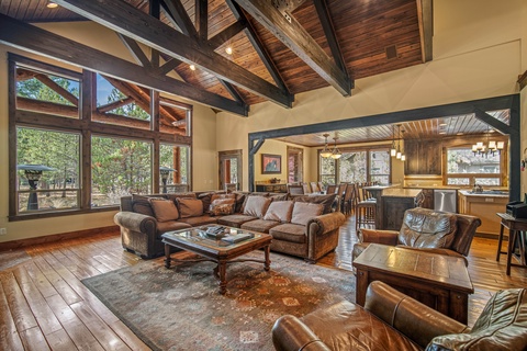 56658 Sunstone Loop