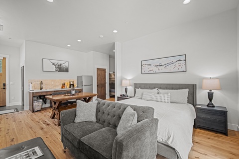 18160-2 Forestbrook Loop