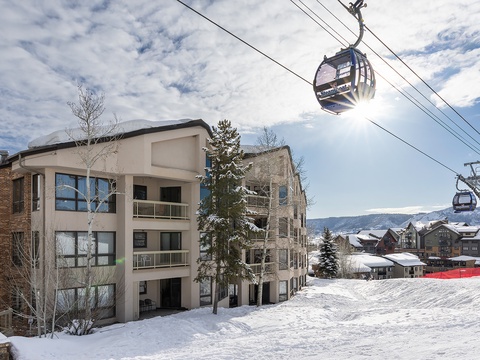 Ski-in access at your doorstep with the gondola gliding overhead—step out and straight onto the slopes at this mountain retreat.