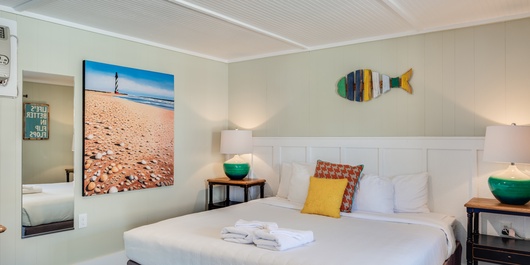 TH02: Wahoo Room Photo