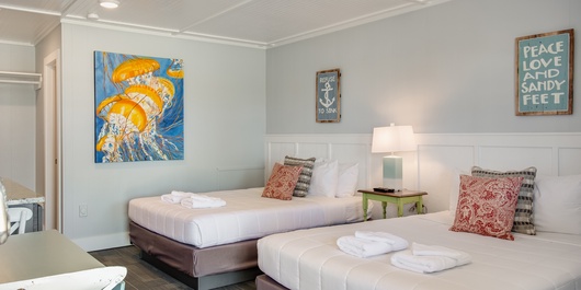 TH23: Pamlico Sound Room Photo