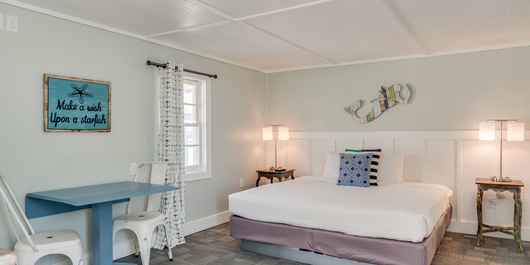 TH01: King Mackerel Room Photo