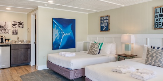 TH14: Sheepshead Room Photo