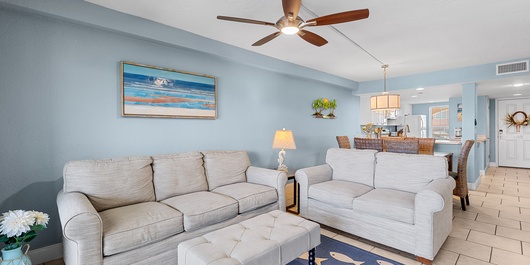 Point East 320 Photo