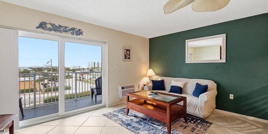 Mariner's Cove 405 Photo